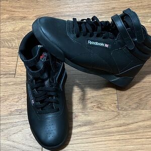 Reebok kids Black High-Top Trainers